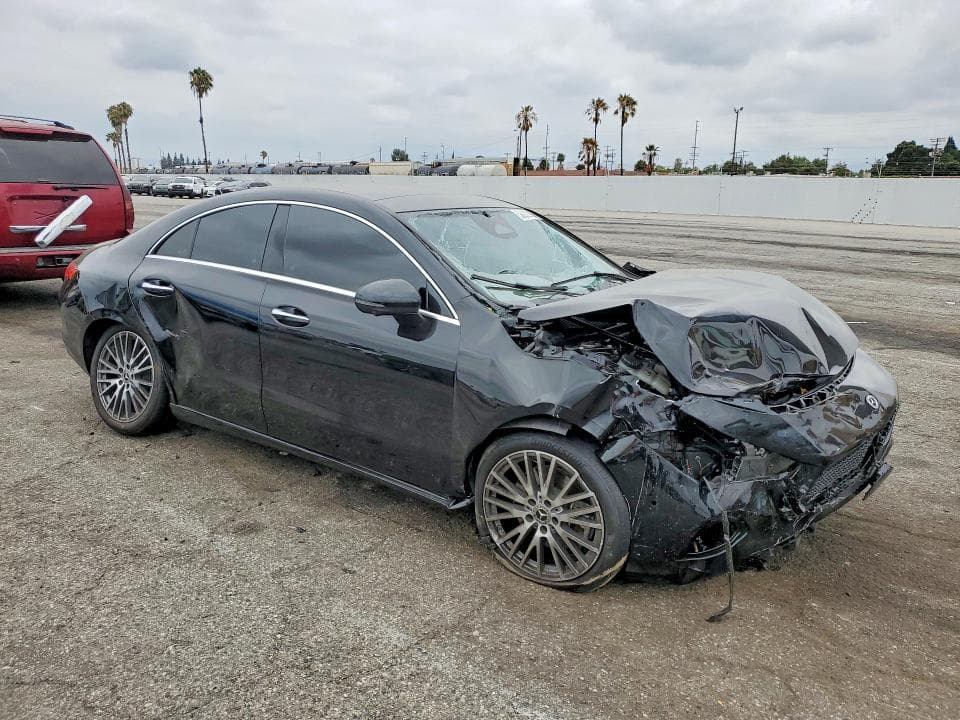 2025 MERCEDES-BENZ CLA 250 4