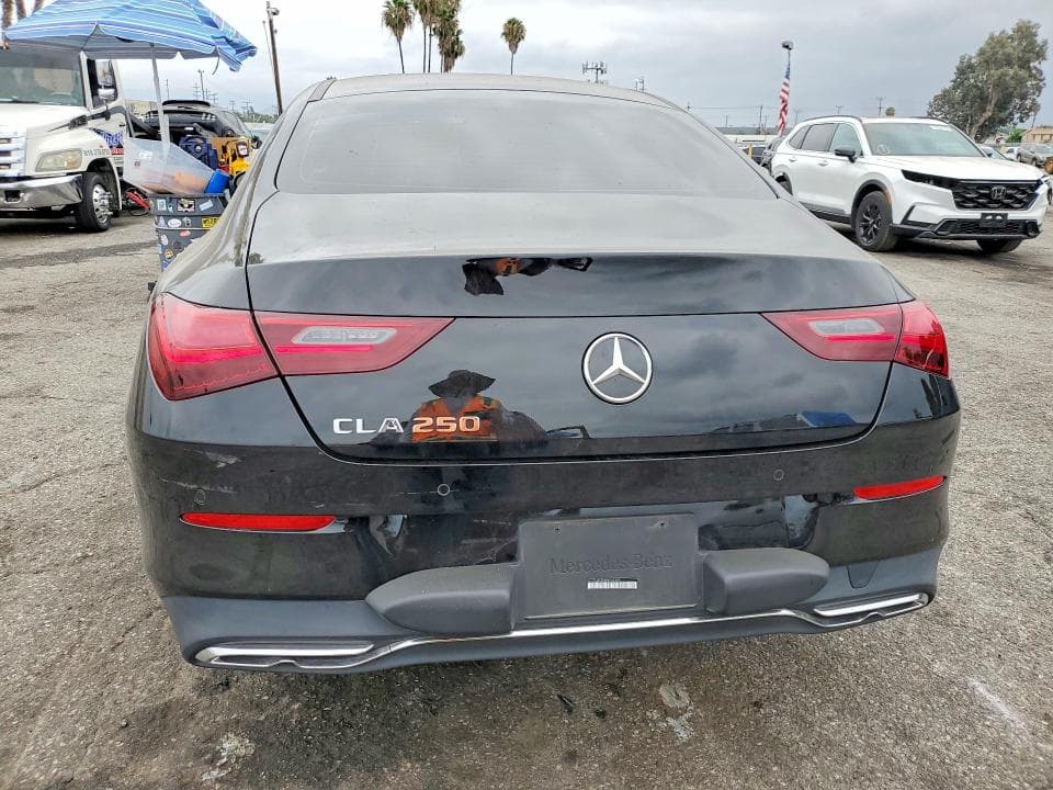 2025 MERCEDES-BENZ CLA 250 6