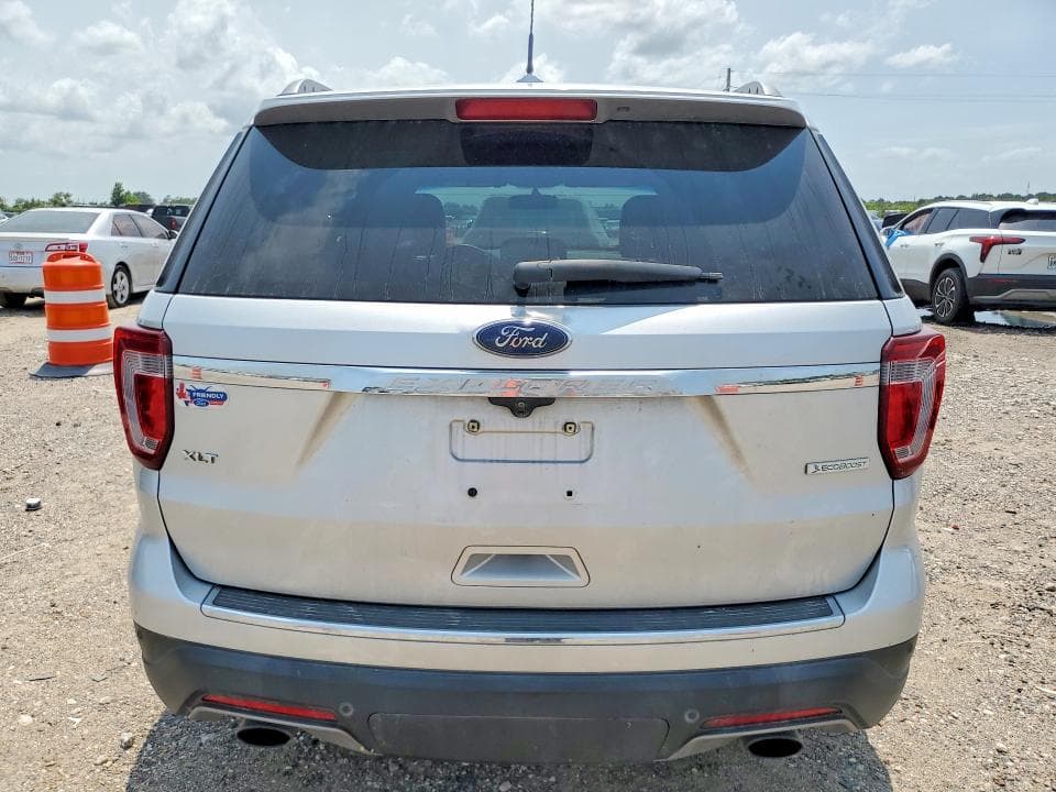 2018 FORD EXPLORER XLT 6