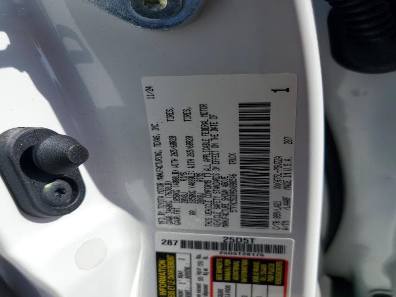 2025 TOYOTA TUNDRA PLATINUM HV PLATINUM HV 12