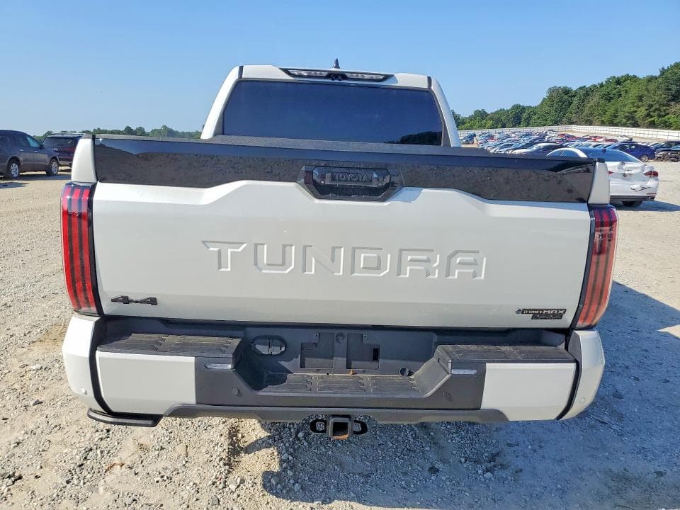 2025 TOYOTA TUNDRA PLATINUM HV PLATINUM HV 6