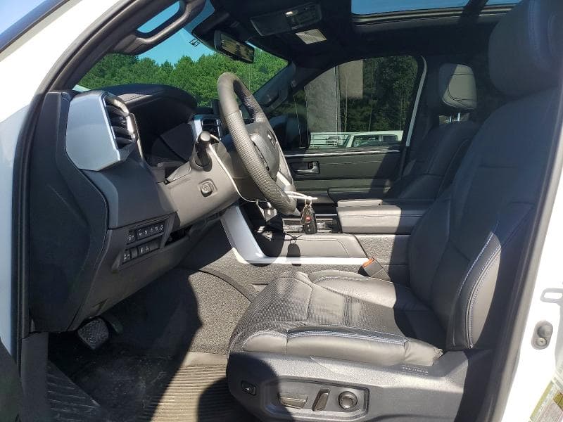 2025 TOYOTA TUNDRA PLATINUM HV PLATINUM HV 7