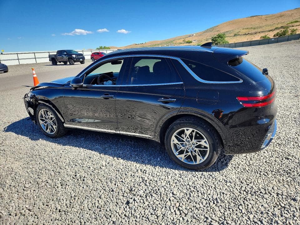 2025 GENESIS GV70 2.5T STANDARD 2