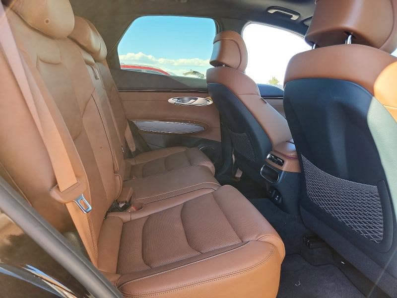 2025 GENESIS GV70 2.5T STANDARD 11