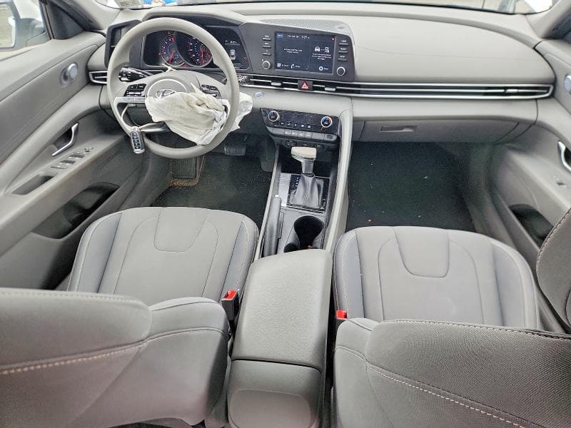 2023 HYUNDAI ELANTRA SEL SEL 8