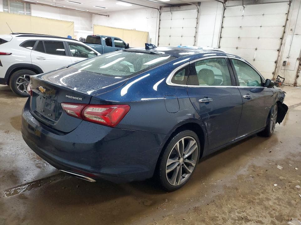 2020 CHEVROLET MALIBU PREMIER 3