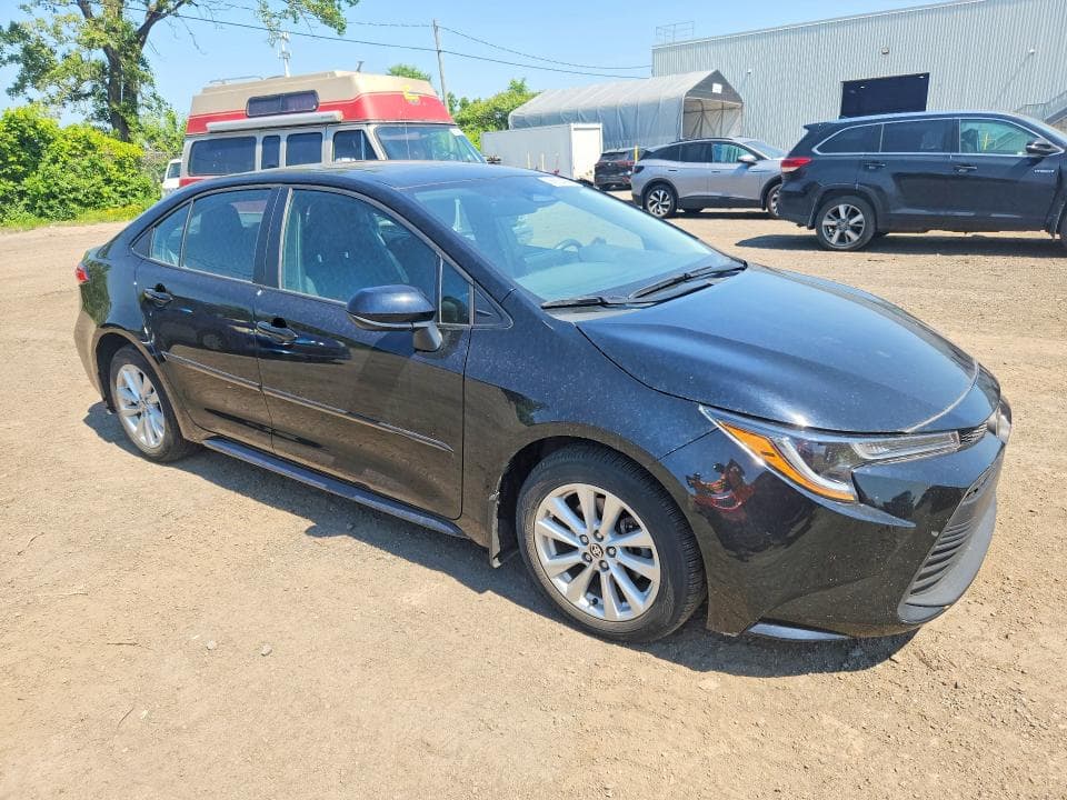 2024 TOYOTA COROLLA LE 4