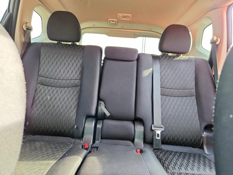 2019 NISSAN ROGUE S 10