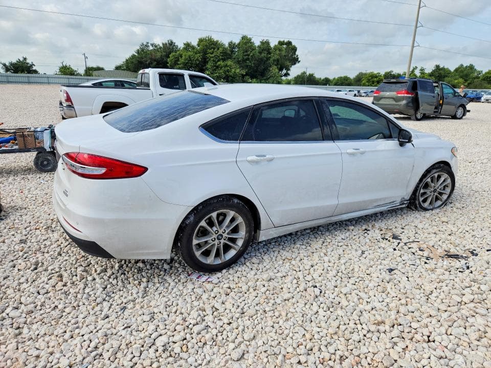 2020 FORD FUSION SE 3