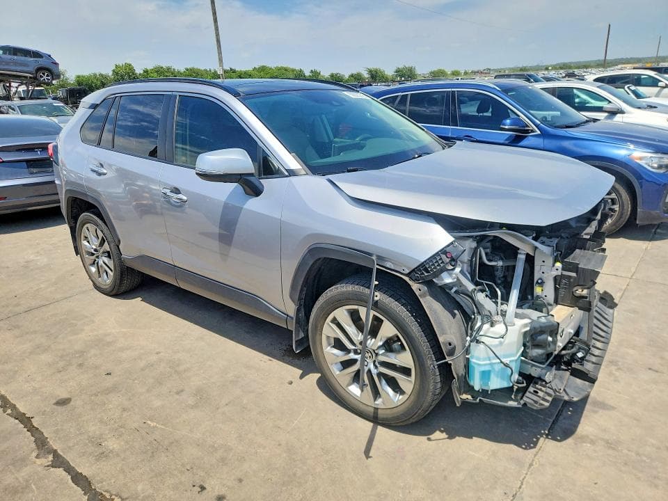 2021 TOYOTA RAV4 LIMITED 4