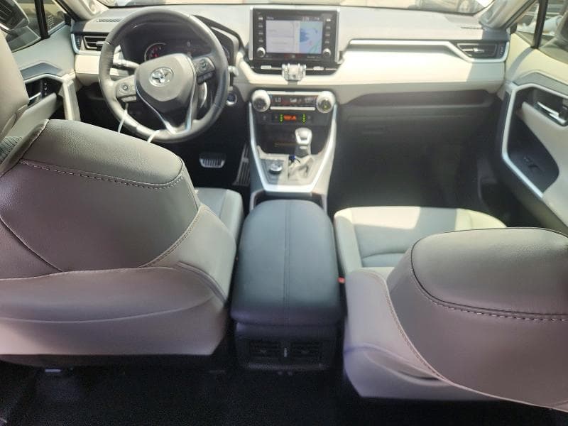 2021 TOYOTA RAV4 LIMITED 8