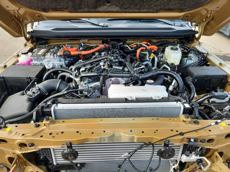 2026 TOYOTA LAND CRUISER BASE 12