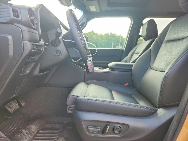 2026 TOYOTA LAND CRUISER BASE 7