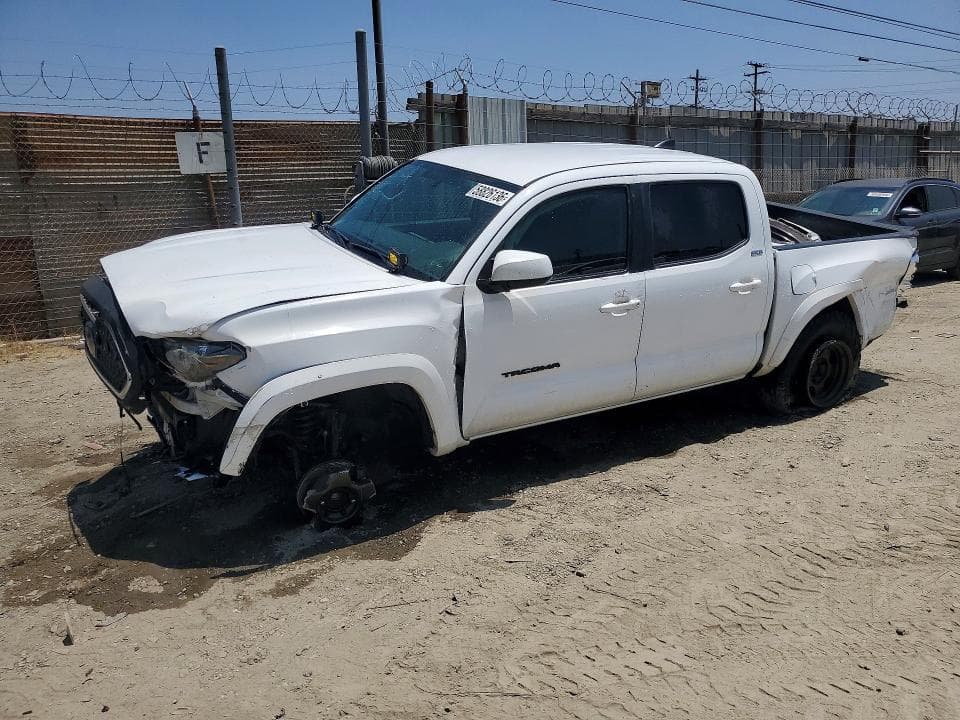 2017 TOYOTA TACOMA SR5 - 1
