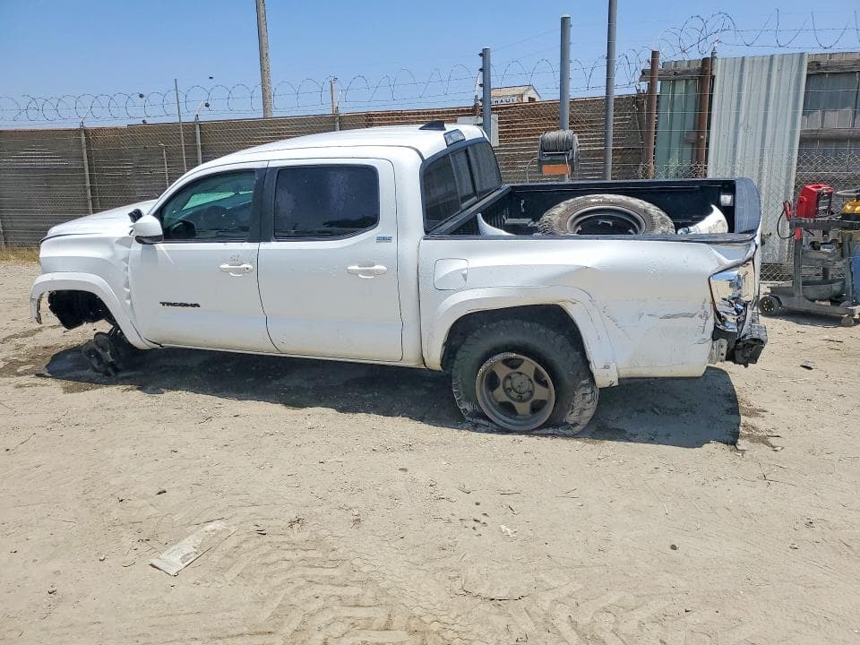 2017 TOYOTA TACOMA SR5 2