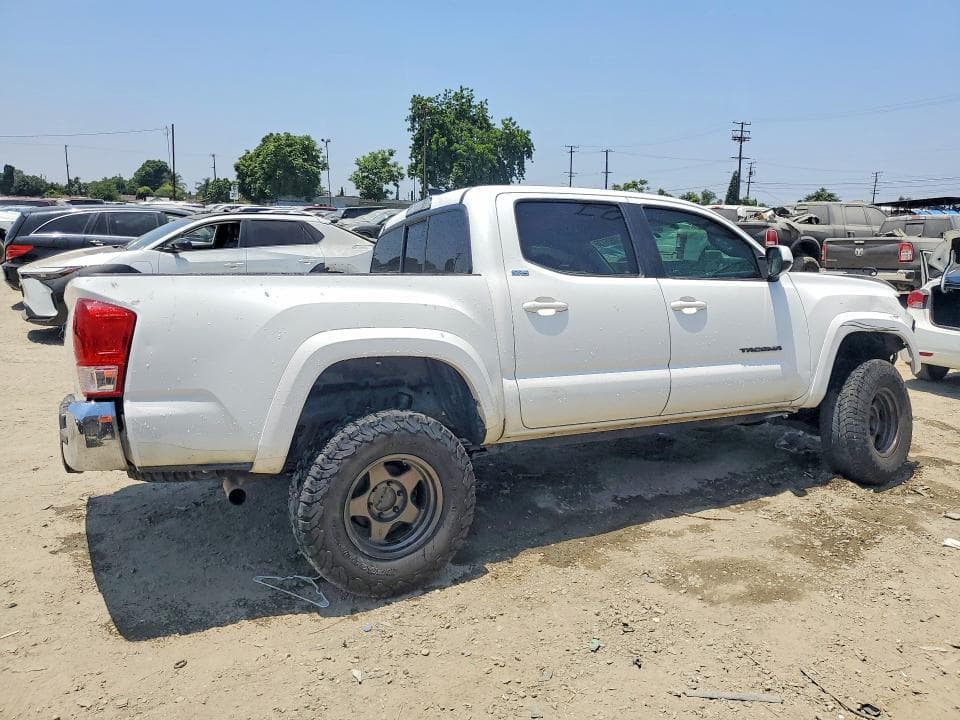 2017 TOYOTA TACOMA SR5 3