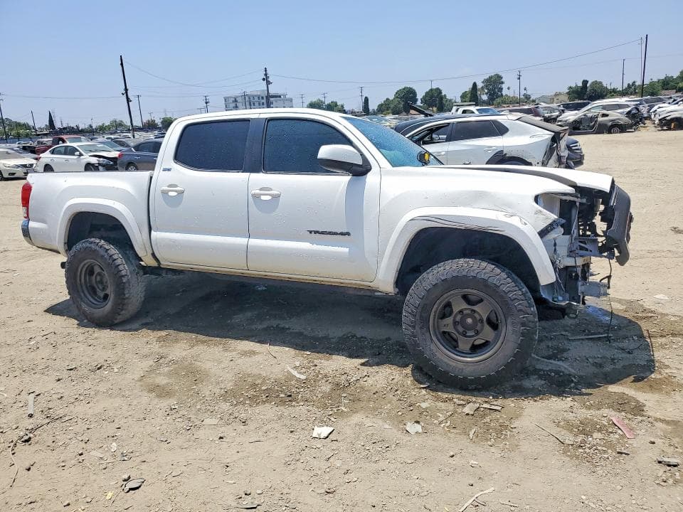 2017 TOYOTA TACOMA SR5 4