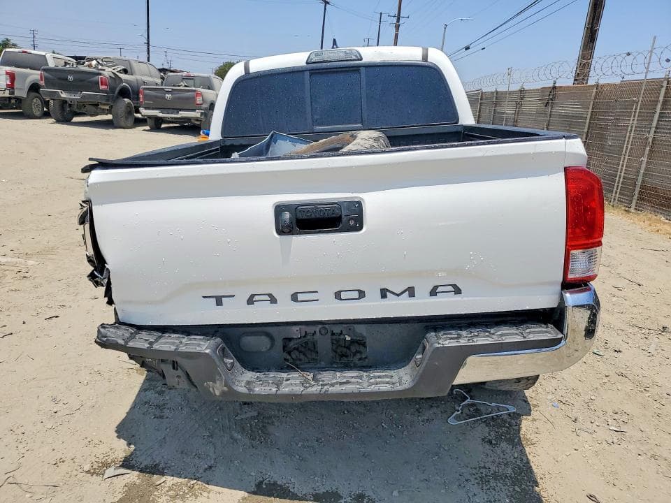 2017 TOYOTA TACOMA SR5 6