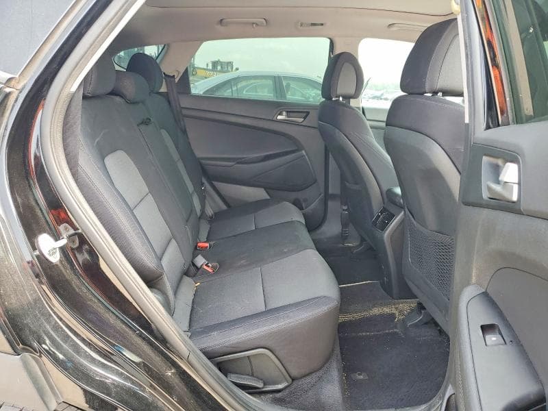 2018 HYUNDAI TUCSON VALUE VALUE 11