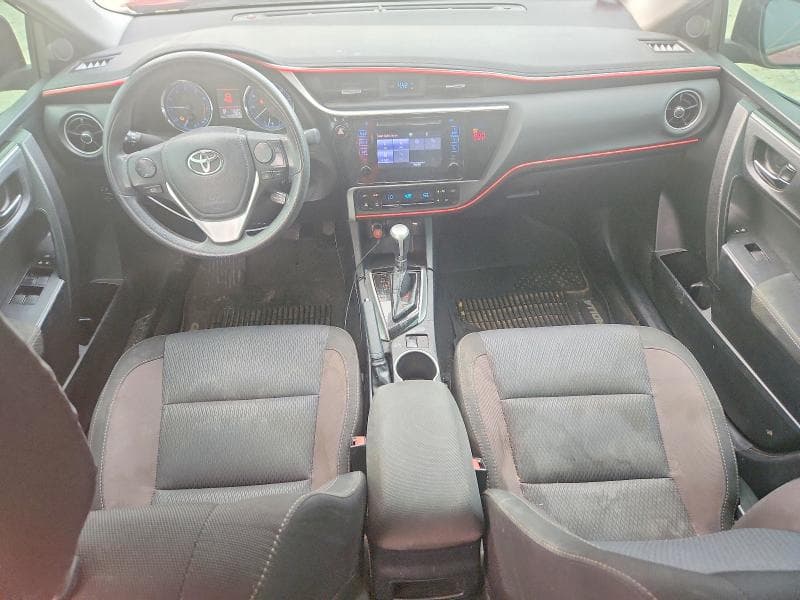 2018 TOYOTA COROLLA LE 8