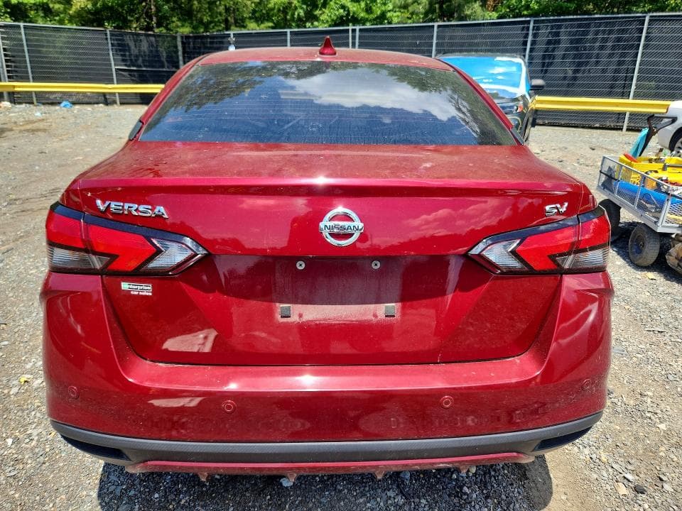 2021 NISSAN VERSA SV SV 6