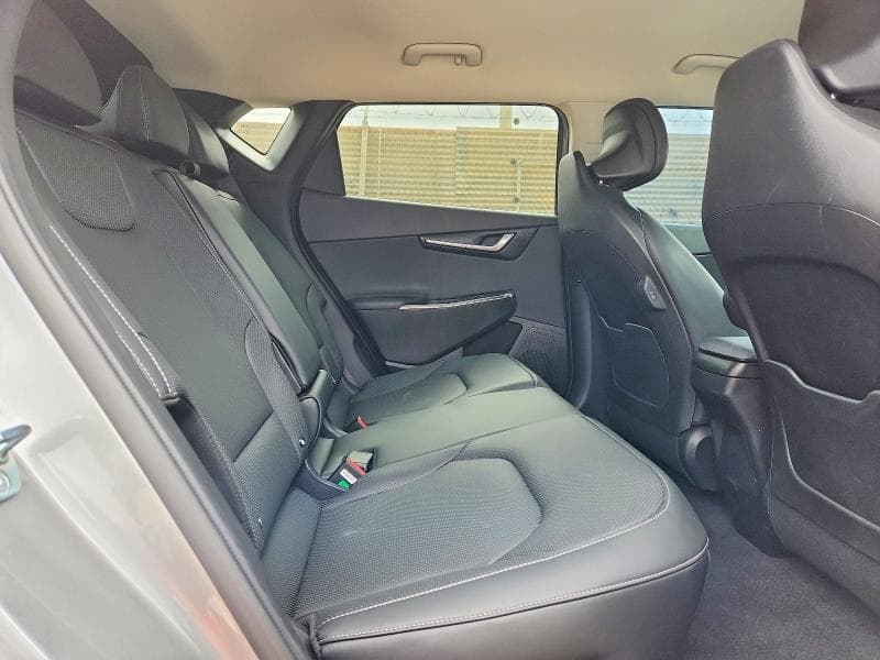 2023 KIA EV6 WIND 11