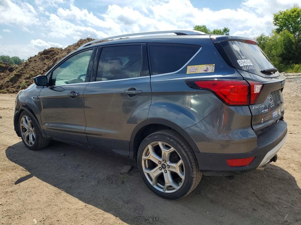 2019 FORD ESCAPE TITANIUM 2