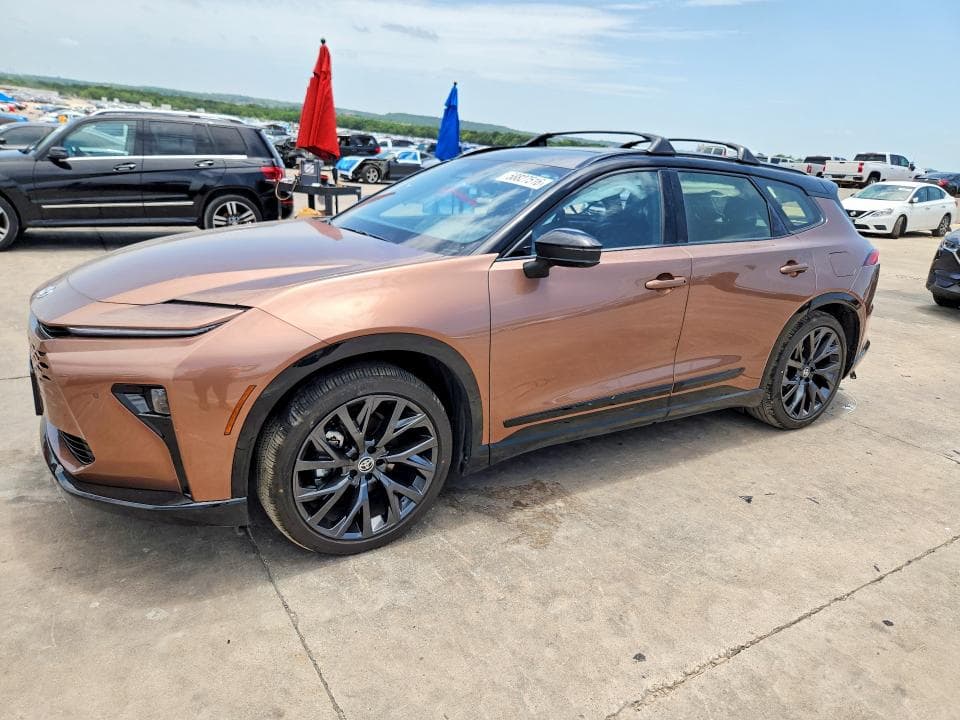 2026 TOYOTA CROWN SIGNIA LIMITED - 1