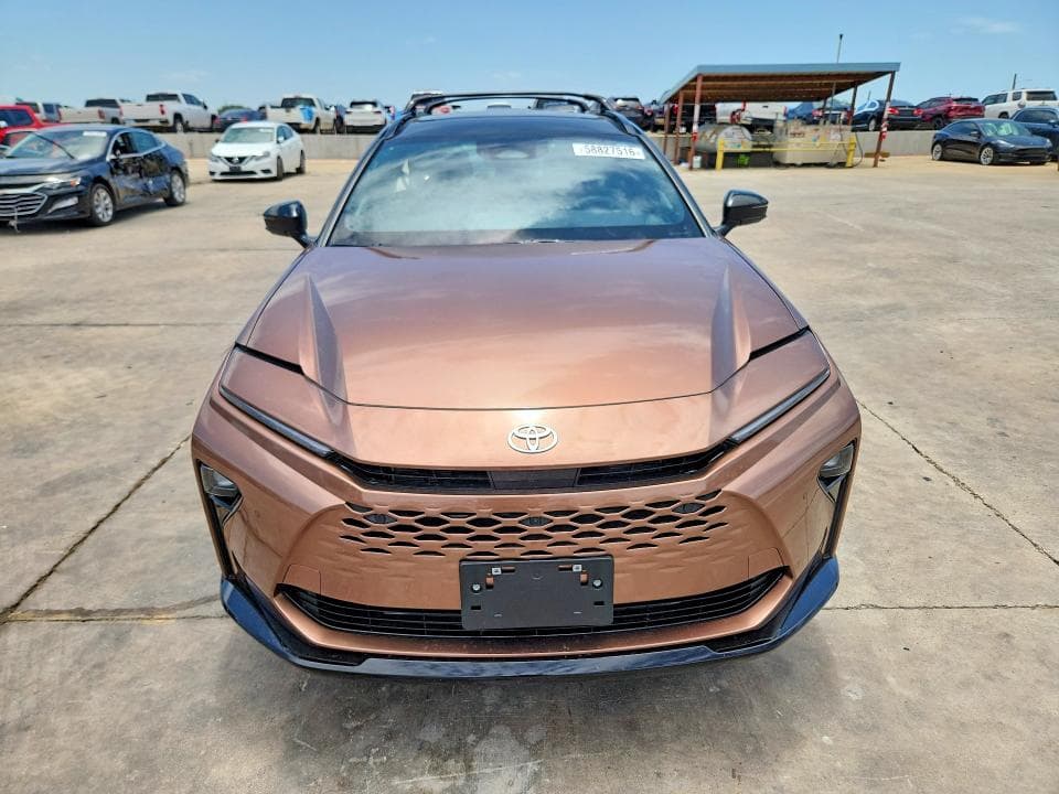 2026 TOYOTA CROWN SIGNIA LIMITED 5