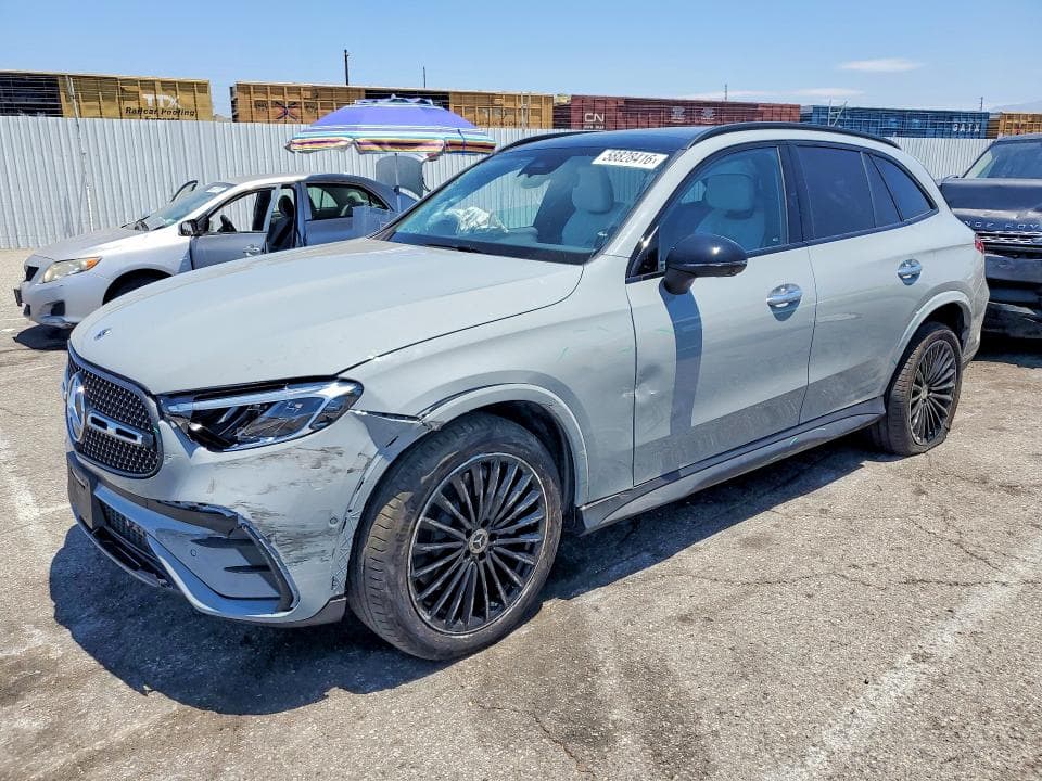 2026 MERCEDES-BENZ GLC 300 - 1
