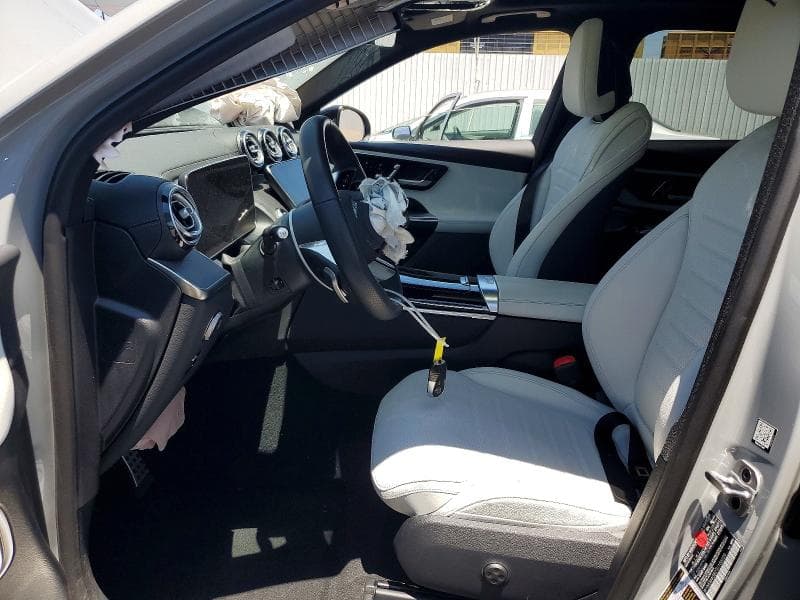 2026 MERCEDES-BENZ GLC 300 7