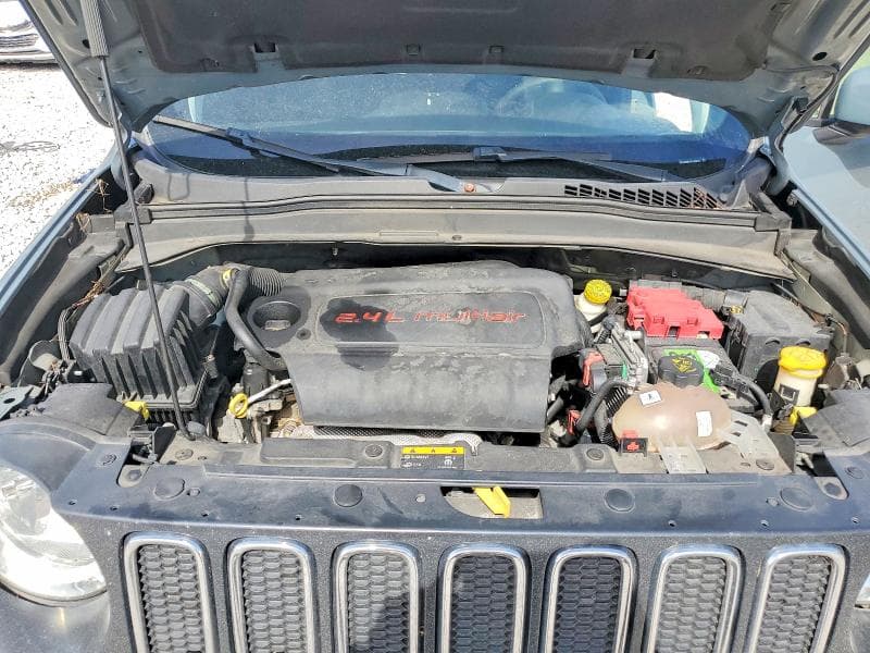 2018 JEEP RENEGADE LATITUDE 12