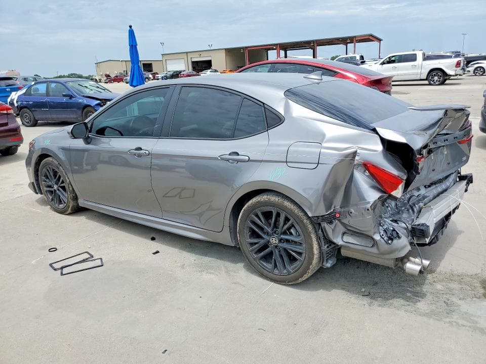 2025 TOYOTA CAMRY SE SE 2