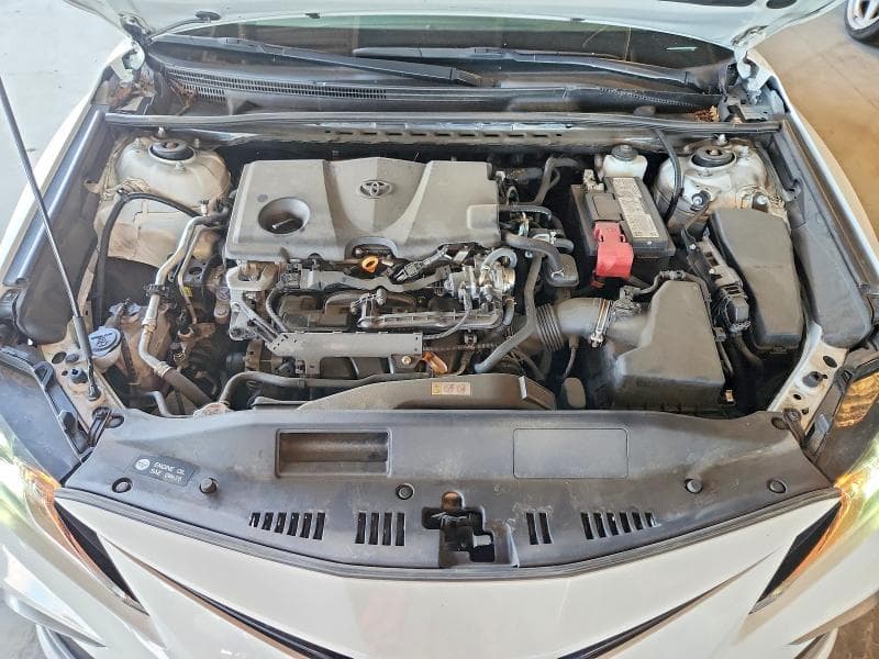 2022 TOYOTA CAMRY LE 11