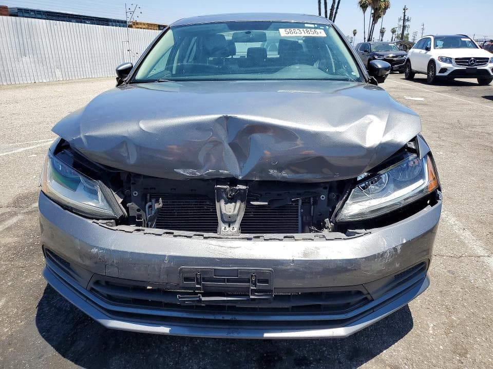 2017 VOLKSWAGEN JETTA SE 5
