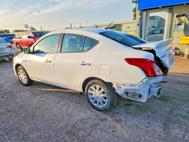 2018 NISSAN VERSA SV SV 2