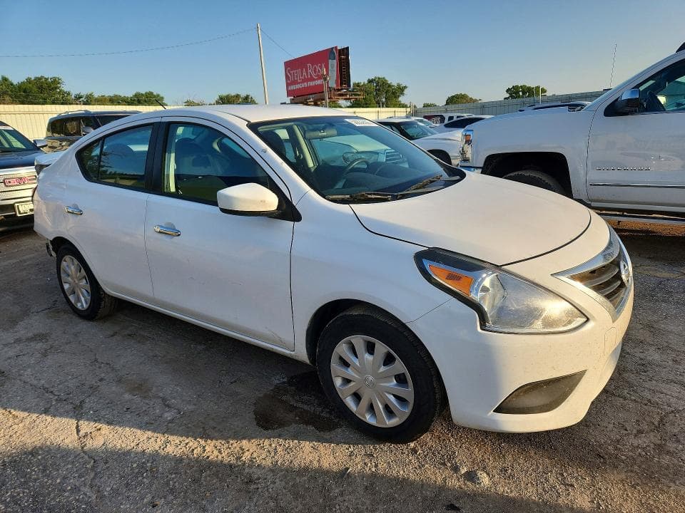 2018 NISSAN VERSA SV SV 4
