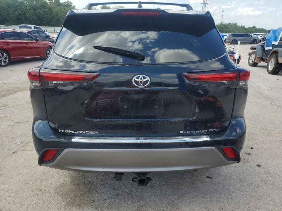 2024 TOYOTA HIGHLANDER PLATINUM 6