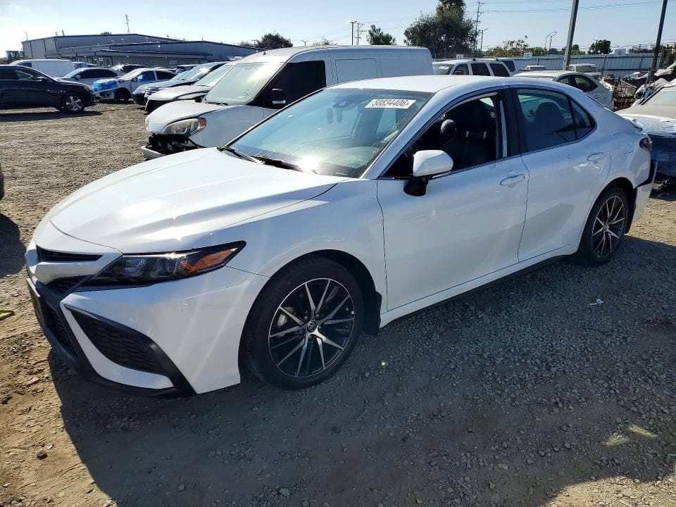 2024 TOYOTA CAMRY SE - 1