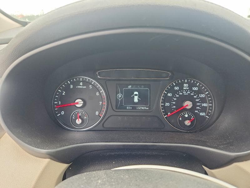 2017 KIA SORENTO LX 9