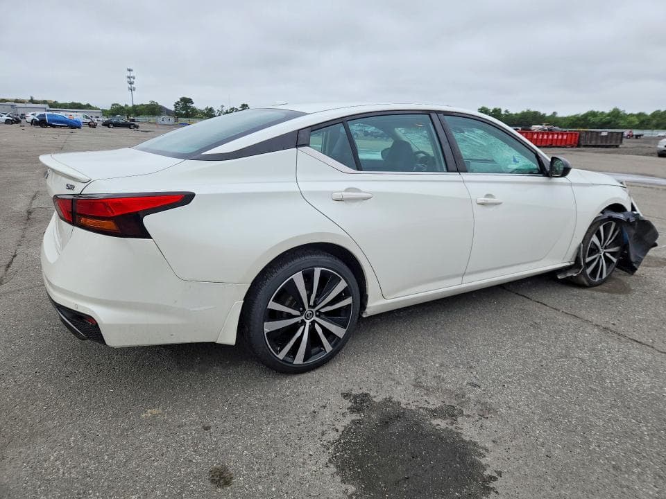 2020 NISSAN ALTIMA SR 3