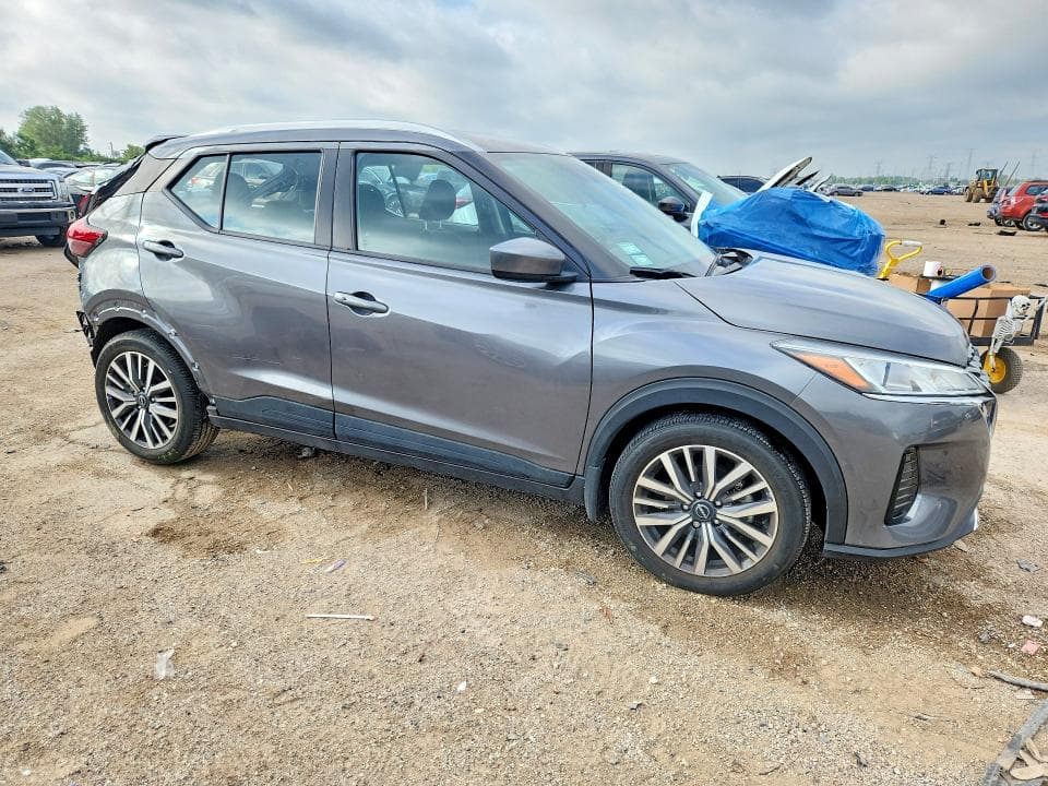 2024 NISSAN KICKS SV 4