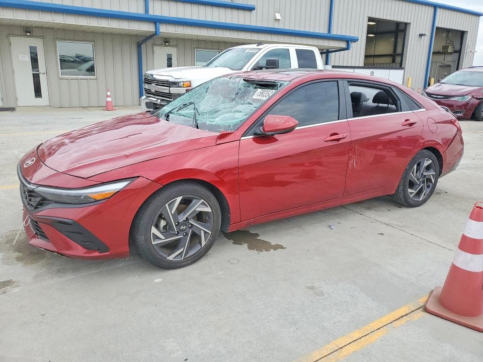 2024 HYUNDAI ELANTRA SEL - 1