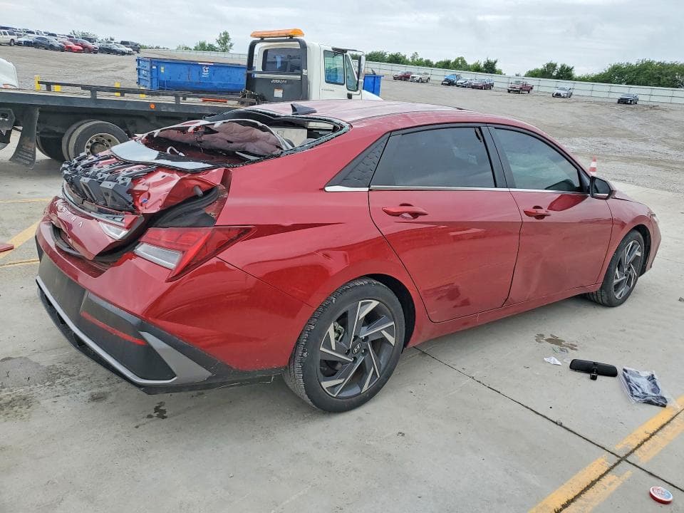 2024 HYUNDAI ELANTRA SEL 3