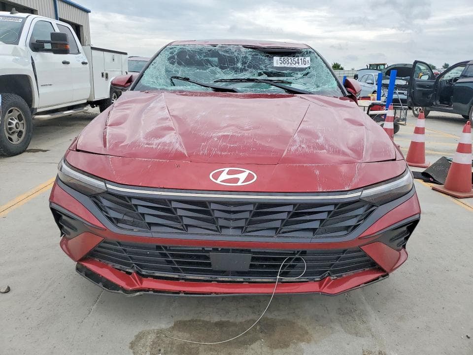 2024 HYUNDAI ELANTRA SEL 5