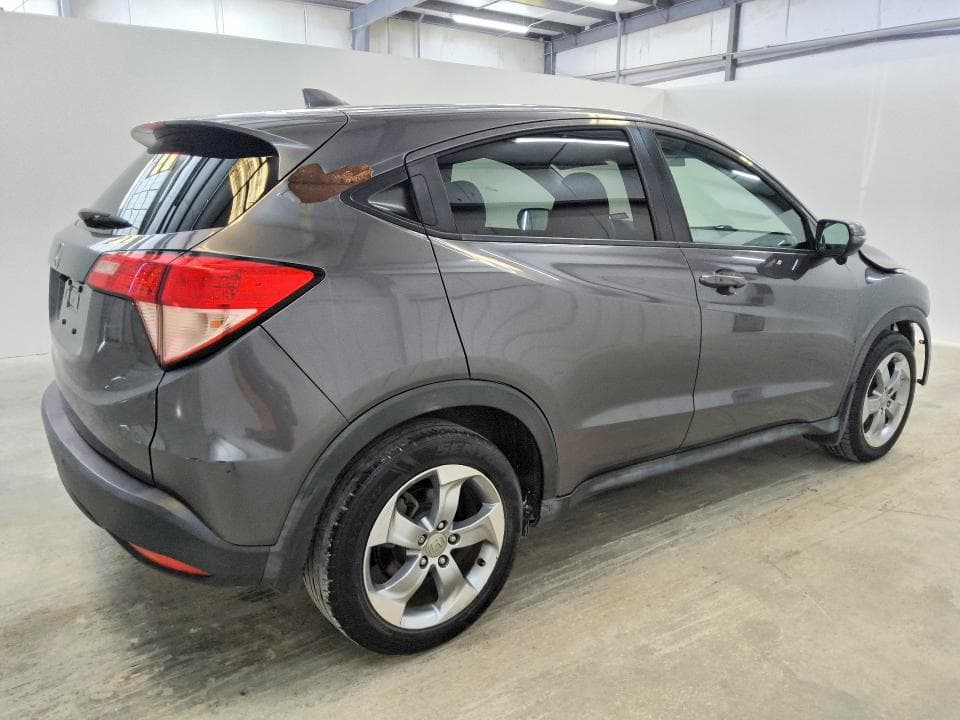 2017 HONDA HR-V EX 3
