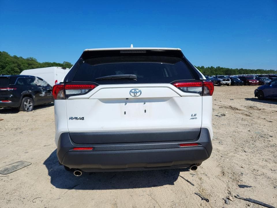 2024 TOYOTA RAV4 LE 6
