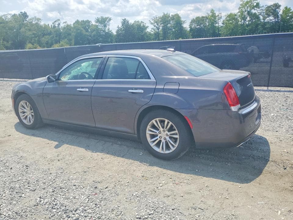 2016 CHRYSLER 300C 2