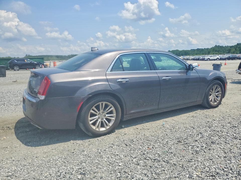 2016 CHRYSLER 300C 3