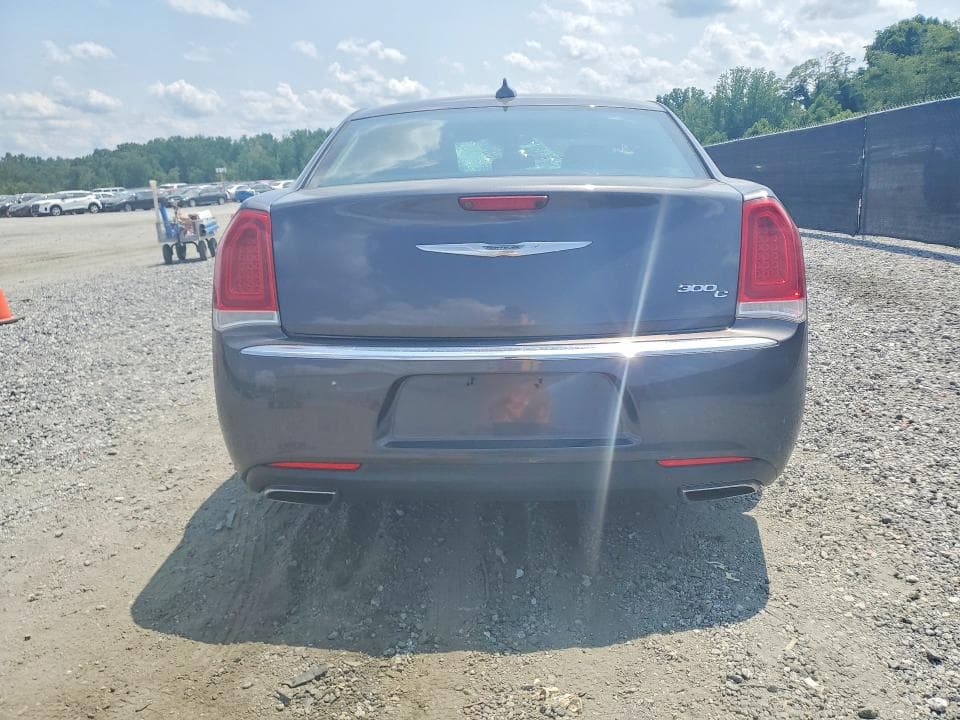 2016 CHRYSLER 300C 6